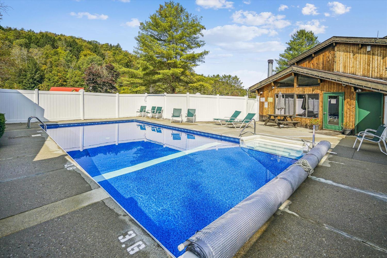 Sport & Beauty 4, Cedarbrook One Bedroom Suite 11416, Windsor