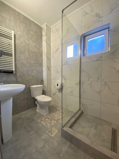 Bathroom 3, Hotel Stadion, Oradea