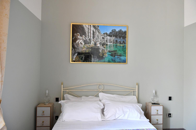 Others 2, B&B A due passi, Caserta