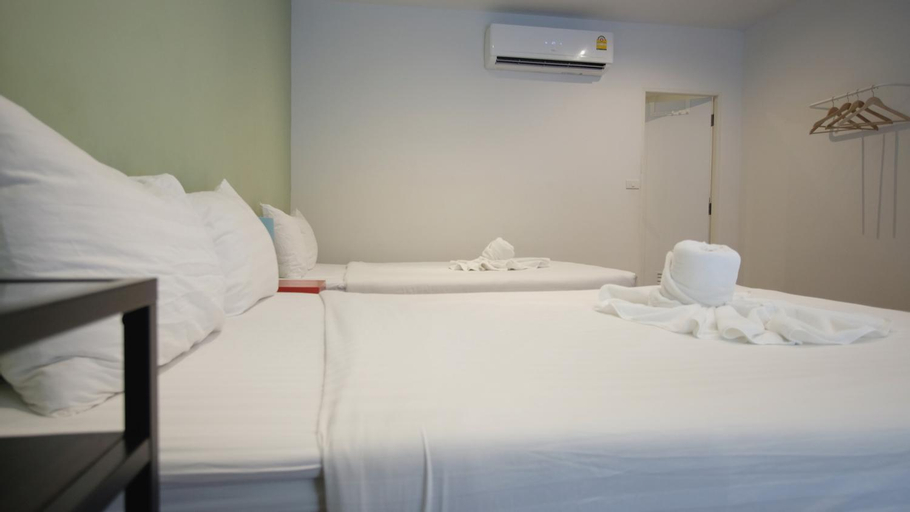 Bedroom 26
