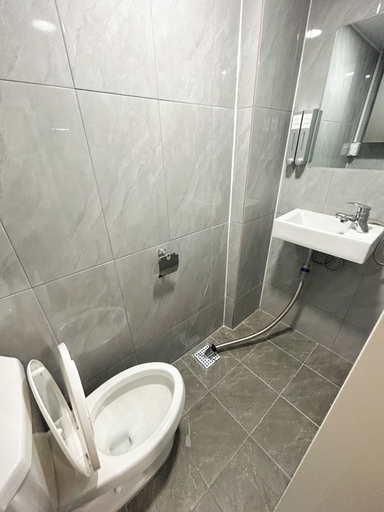 Bathroom 5, Pocket Seoul, Yeongdeungpo