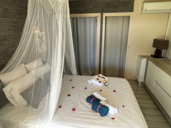 Bedroom 3, Anse des Rochers Beach & Pool Resort, Saint-François