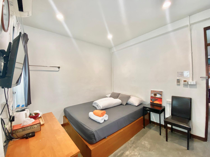 Bedroom 8