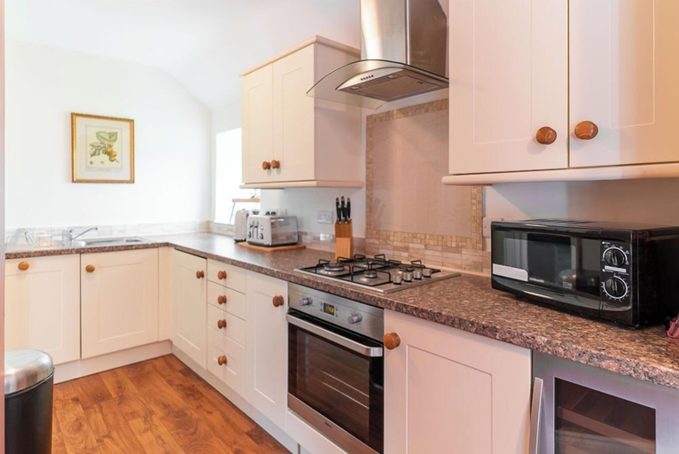 Others 4, Holyland House - Greenacres Estates, Pembrokeshire