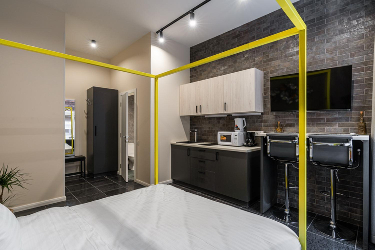 Others 3, Loft Studios - 2 Mins to Maydan - City Center - WiFi, Shevchenkivs'kyi