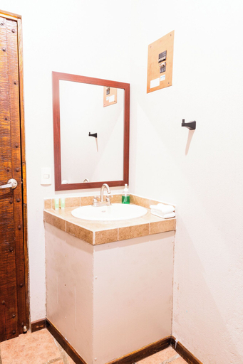 Bathroom 4, Natural Green Lodge, San Ramón