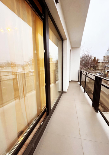 Others 5, Cubrio Apartments, Iasi