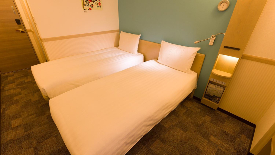 Bedroom 28