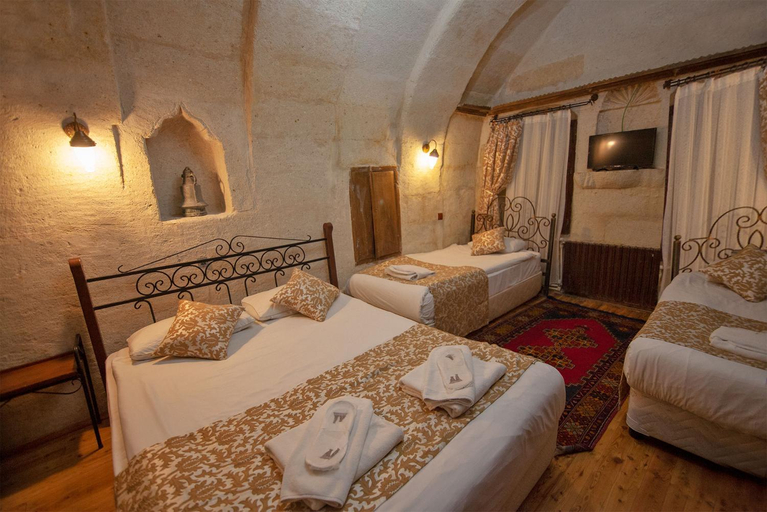 Bedroom 3, Center Cave House, Nevşehir