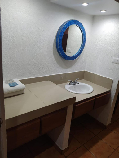Bathroom 3, Hotel POSADA DEL REY, Matamoros
