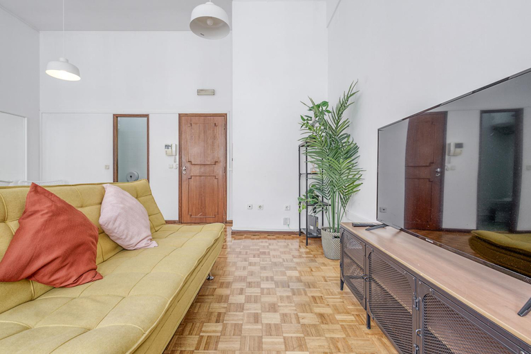 5, Travel & Live Alegria 248, Porto