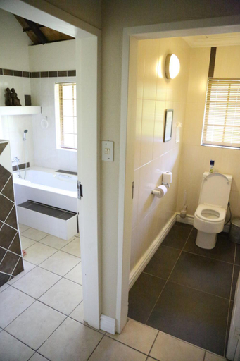 Others 5, The Highveld Cape Inn, City of Tshwane