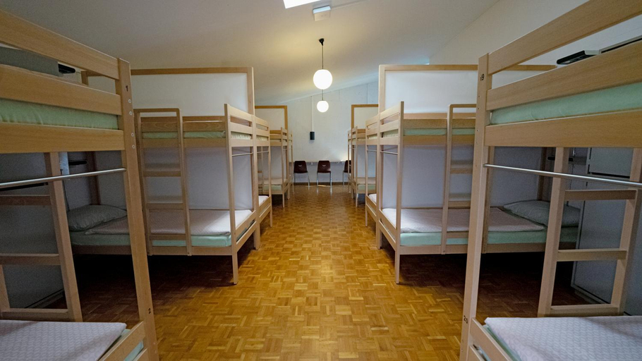 Bedroom 9