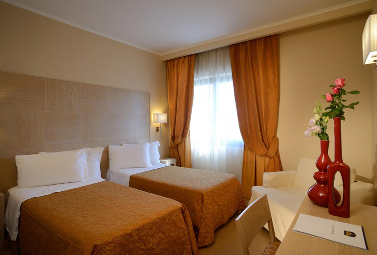 Bedroom 13