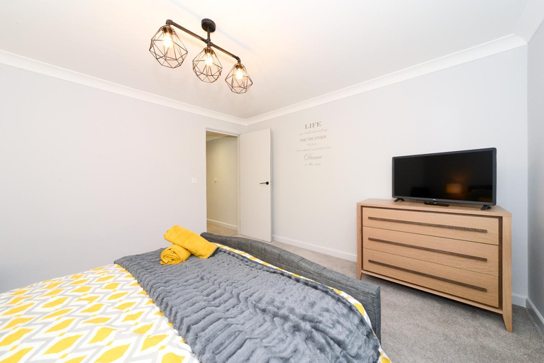 Bedroom 8