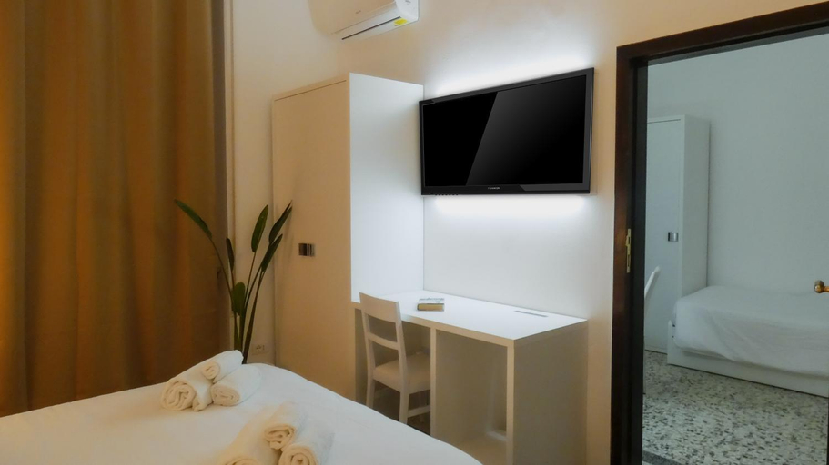 Bedroom 3, Regina Margherita, Syracuse