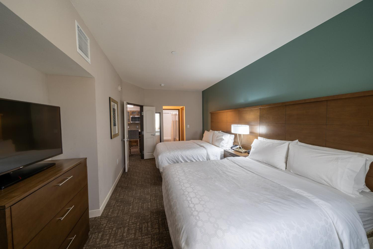 Bedroom 23