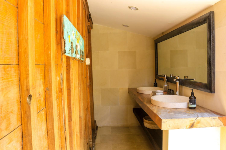 Bathroom 3