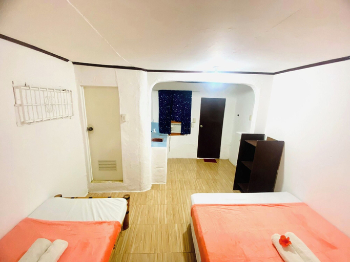 Bedroom 2, Hibiscus Dive Inn, Santa Fe