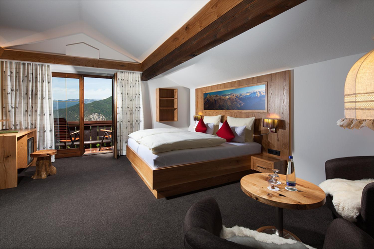 Bedroom 3, Alpenhotel Denninglehen, Berchtesgadener Land