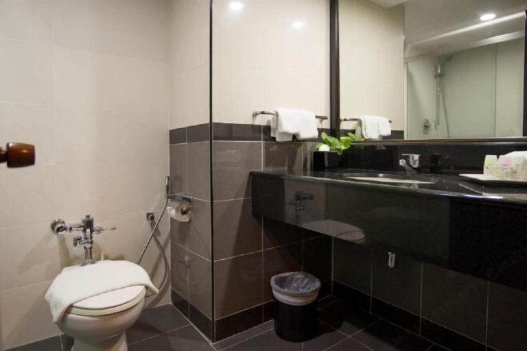 Bathroom 6