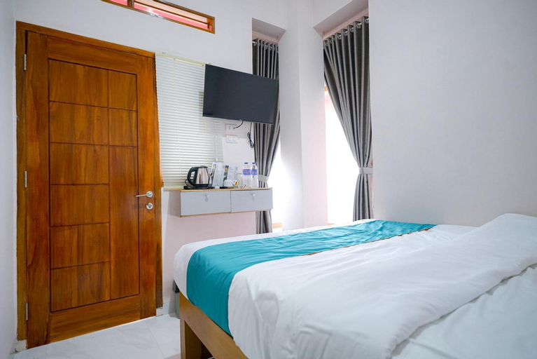 Bedroom 13