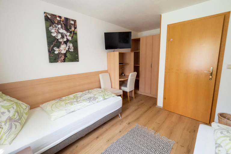 Bedroom, Gastezimmer Ilse Brauneis, Krems an der Donau Land