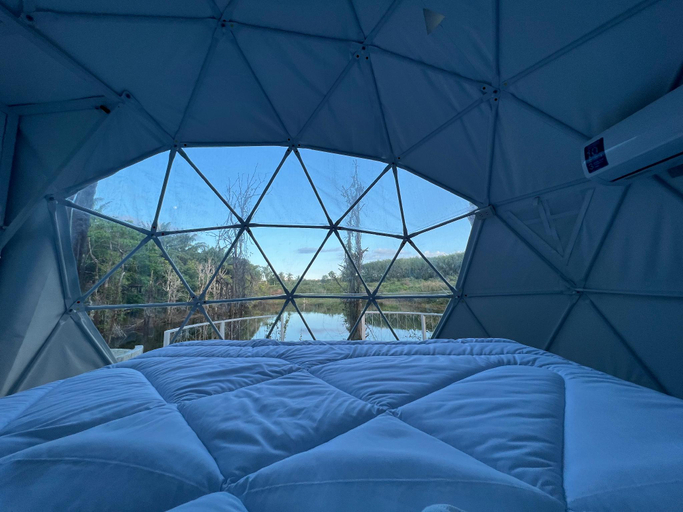 Bedroom, Pang Long Chao resort, Muang Trang