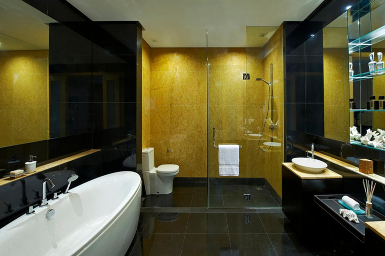 Bathroom 9