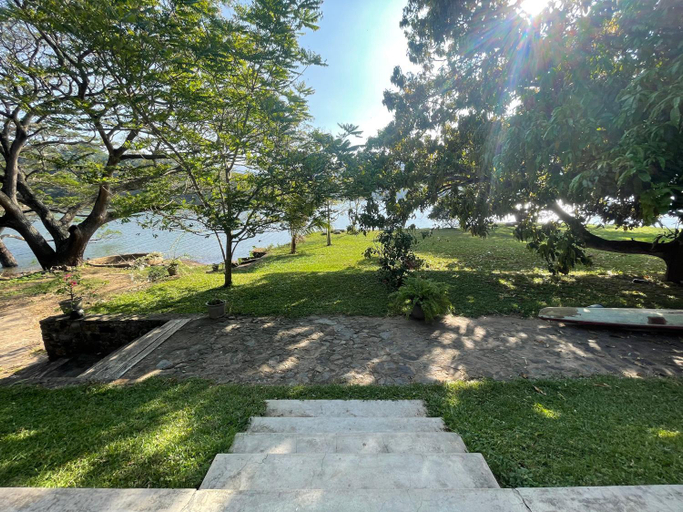 Others 4, Mountbatten's Officers mess Kandy, Kundasale