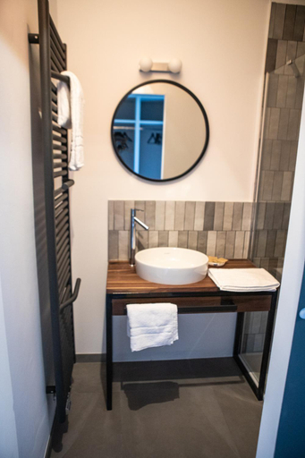 Bathroom 2, Hotel Restaurant Joseph, Neusiedl am See