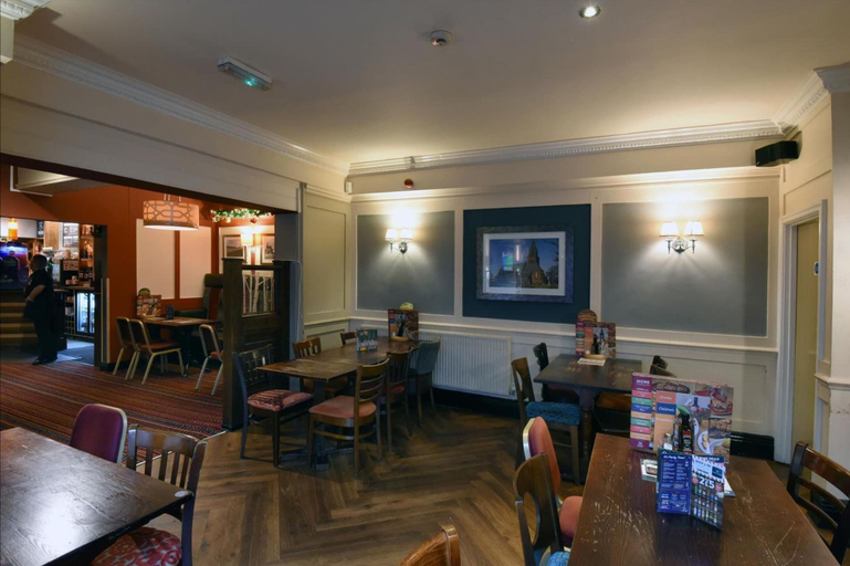 Food & Drinks 5, Royal Oak By Greene King Inns, Wirral