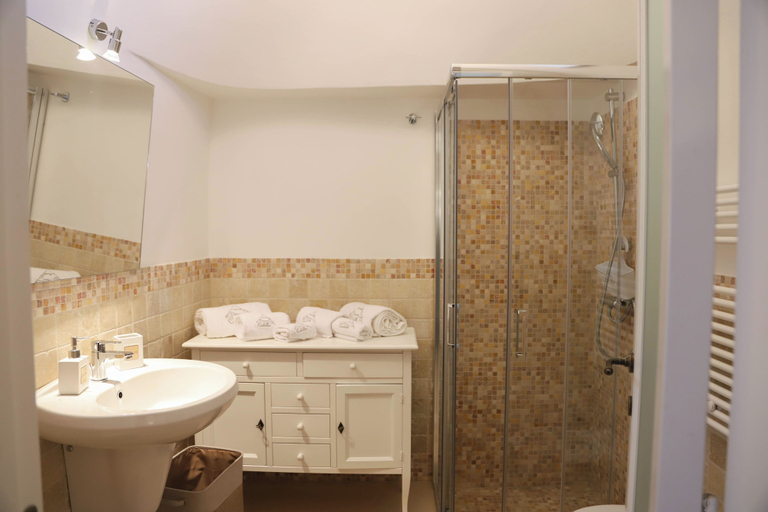 Bathroom, Country Trullo Verde Wifi Alberobello, Bari