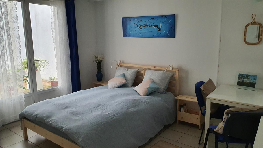 Others 2, Chambre Alienor d'Aquitaine, Gironde