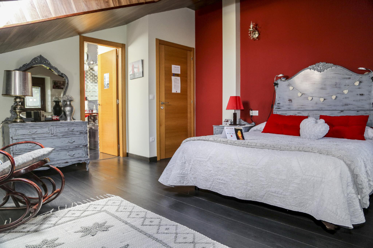 Bedroom 4, Pensión Rústica A Lume Manso, Lugo