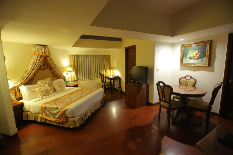Bedroom 18