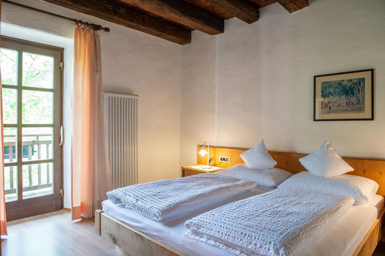 Others 3, B&B Unterhabsbergerhof, Bolzano