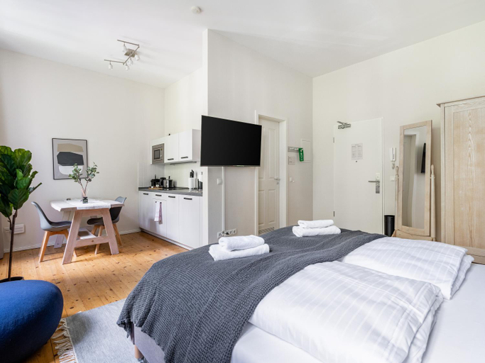 Bedroom 2, Schoenhouse City Street, Berlin