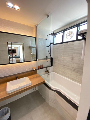 Bathroom 8