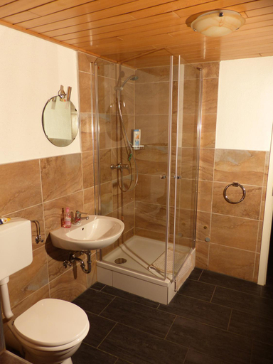 Bathroom 3, Natur und Neckarblick bei Heidelberg, Bergstraße