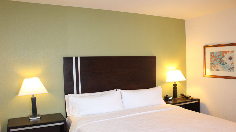 Bedroom 23