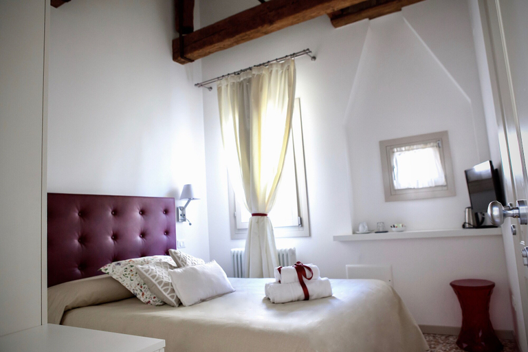 Bedroom 4, B&B Al Pozzo di Luce, Venezia