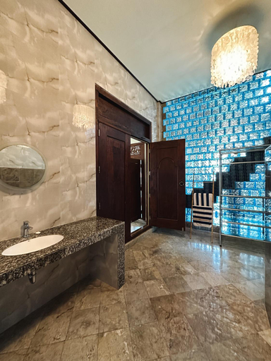 Bathroom 5, Puri Uluwatu Villas, Badung