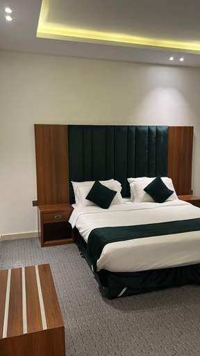Bedroom 4, Adwaa Al Salam Hotel, Al Madinah Al Munawwarah