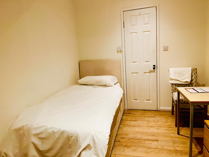 Bedroom 11