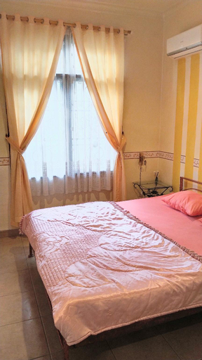 Bedroom 9