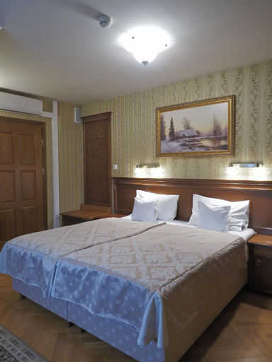 Bedroom 10