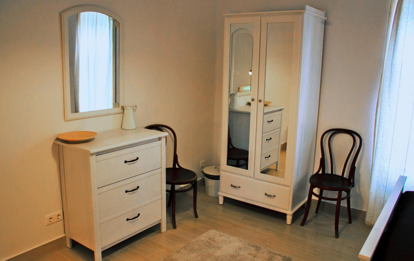 Bedroom 2, Mi a Ko vendeghaz, Tapolca