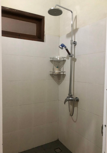 Bathroom 5