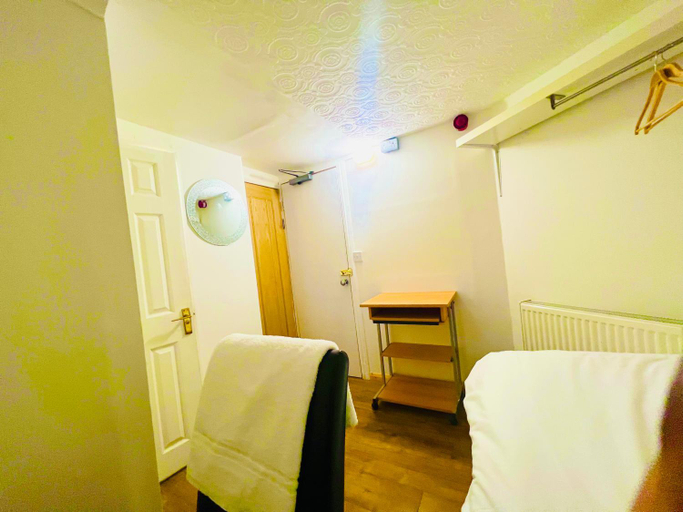 Bedroom 22